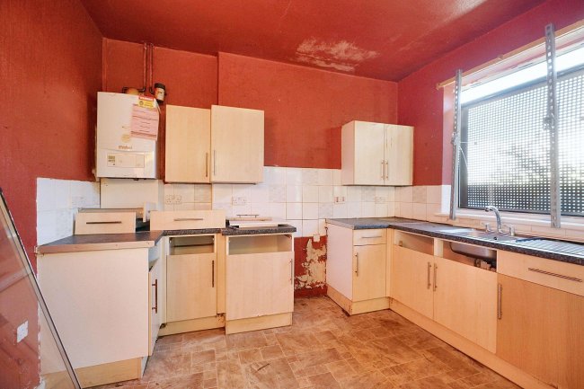 28 Broadway East, Carlton, Nottingham, NG4 1AG 3