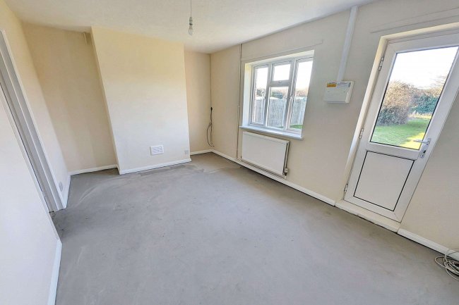 46 Green End Road, Sawtry, Huntingdon, PE28 5UY 4