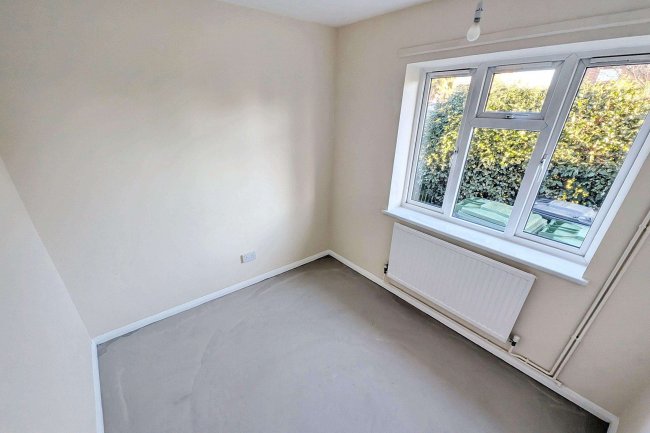 46 Green End Road, Sawtry, Huntingdon, PE28 5UY 4