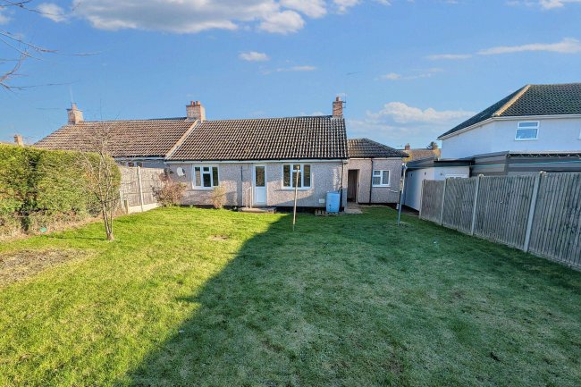 46 Green End Road, Sawtry, Huntingdon, PE28 5UY 4