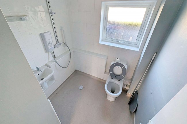 1 Chequers Court, Chequers Close, Fenstanton, Huntingdon,  PE28 9PZ 9