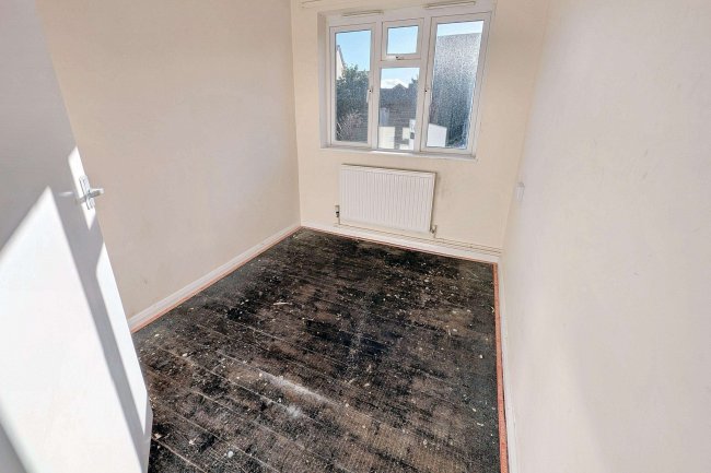 3 Priory Gardens, St Ives, Cambridgeshire PE27 5BE 1