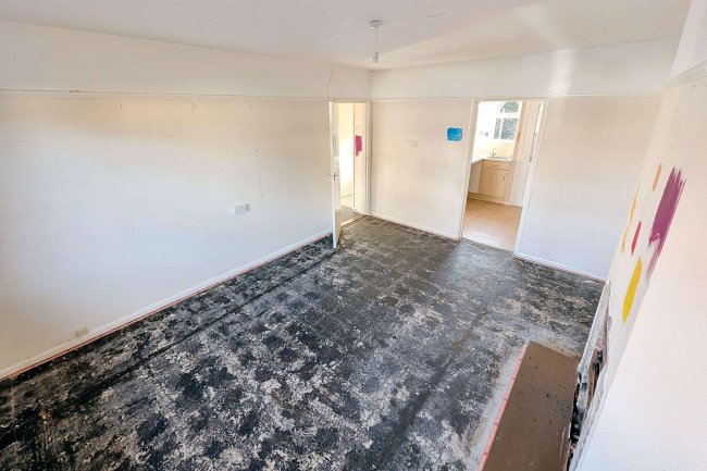 3 Priory Gardens, St Ives, Cambridgeshire PE27 5BE 1