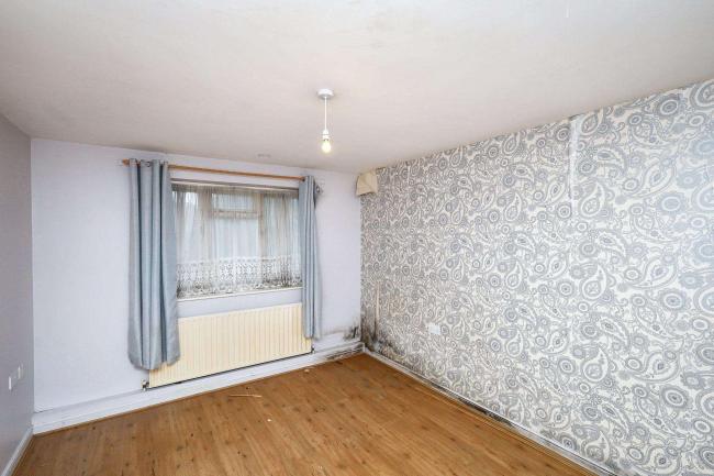 3 Pond Lees Close, Dagenham, RM10 9BQ 3
