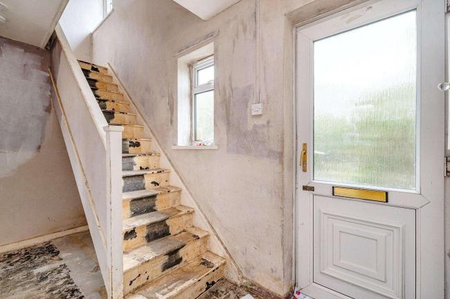 2 Well Green, Frettenham, Norwich NR12 7LS 8