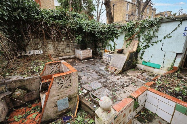 271A Ladbroke Grove, London W10 6HF 5