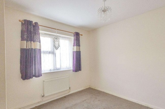 31 Heather Close, Colchester, Essex, CO2 0EQ 10