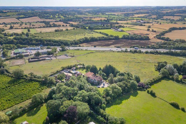 Macris House, Coopersale Lane, Theydon Bois, Epping, Essex CM16 7NS 5