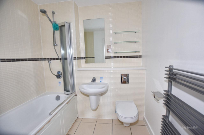 Flat 47, 187 East India Dock Road, Poplar London, E14 0EF 2