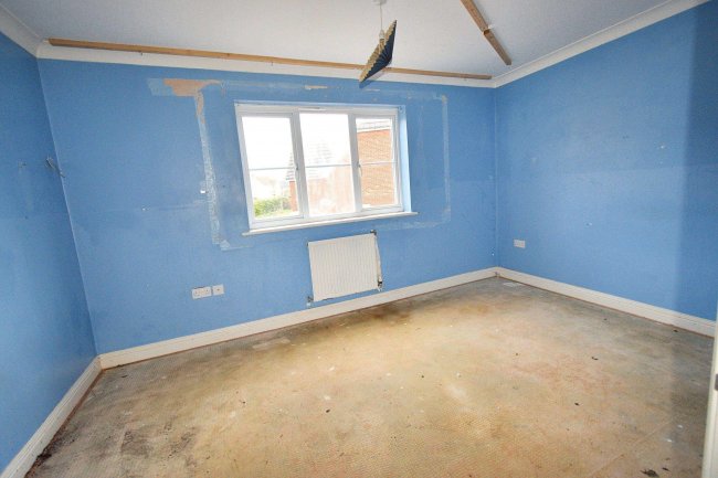 19 Ashfords Close, Saxmundham, Suffolk, IP17 1WB 8