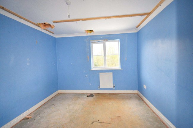 19 Ashfords Close, Saxmundham, Suffolk, IP17 1WB 8