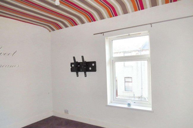 28 Vernon Street, Barrow-in-Furness, LA14 5SU 1