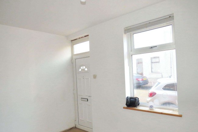 28 Vernon Street, Barrow-in-Furness, LA14 5SU 1
