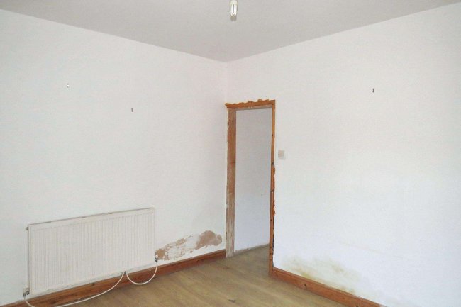 28 Vernon Street, Barrow-in-Furness, LA14 5SU 1