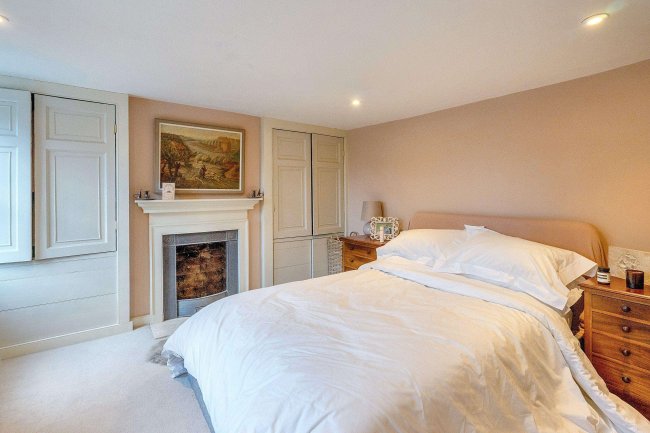 163a Camberwell New Road, Camberwell, London, SE5 0SU 2