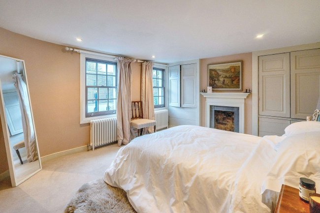 163a Camberwell New Road, Camberwell, London, SE5 0SU 2