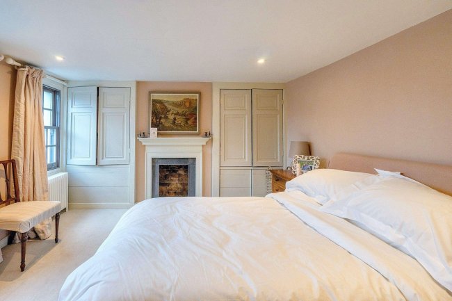 163a Camberwell New Road, Camberwell, London, SE5 0SU 2