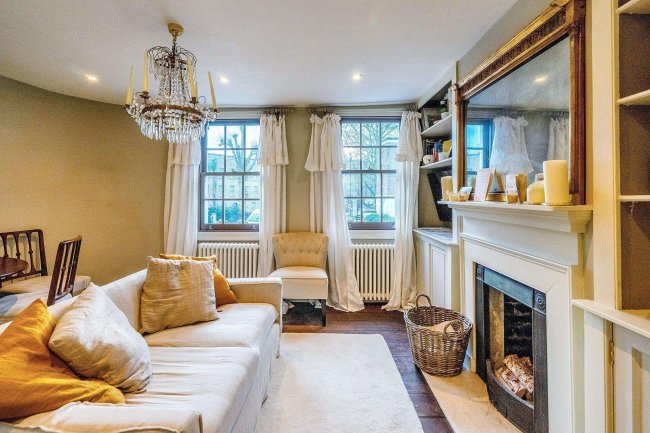 163a Camberwell New Road, Camberwell, London, SE5 0SU 2