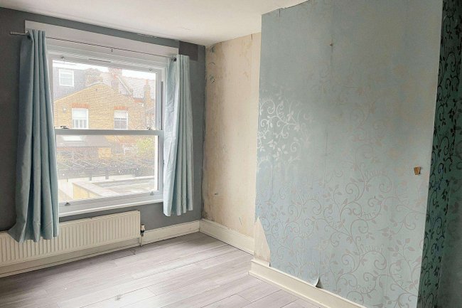 68 A & B Gosberton Road, Balham SW12 8LQ 3