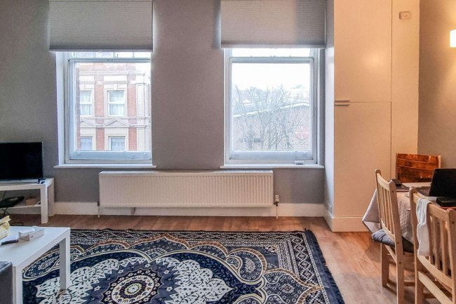 Flat C, 4 Bank Buildings, High Street, London NW10 4LT 8