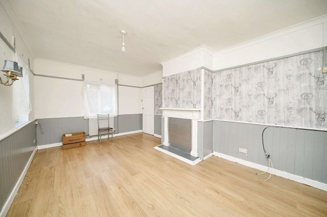 46 Leigh Road, Andover, Hampshire, SP10 2AL 9