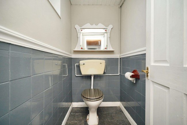 46 Leigh Road, Andover, Hampshire, SP10 2AL 9