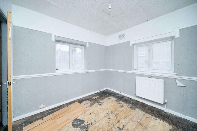 46 Leigh Road, Andover, Hampshire, SP10 2AL 9