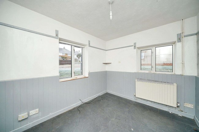 46 Leigh Road, Andover, Hampshire, SP10 2AL 9