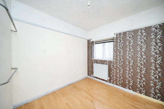 46 Leigh Road, Andover, Hampshire, SP10 2AL 9