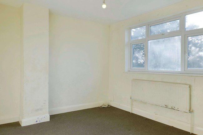 47 Arbroath Road, Eltham, London SE9 6RR 3