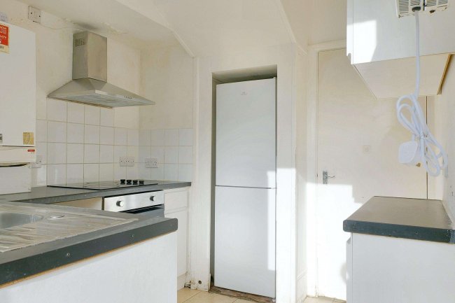 47 Arbroath Road, Eltham, London SE9 6RR 3