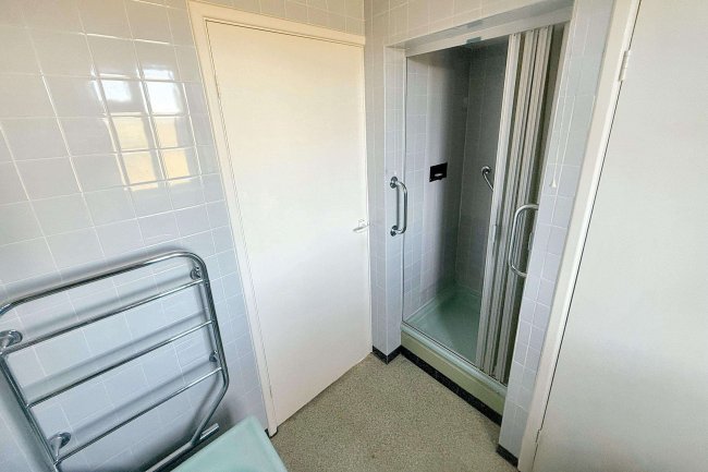 Ash-Mere, Umberslade Road, Earlswood, Solihull, West Midlands B94 5QA 3