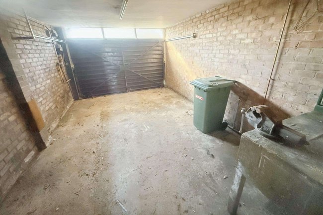 Ash-Mere, Umberslade Road, Earlswood, Solihull, West Midlands B94 5QA 3