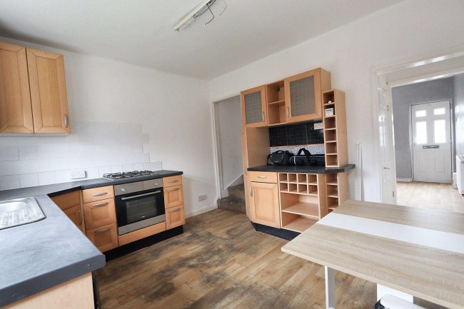 106 School Road, Wales, Sheffield S26 5QJ 8