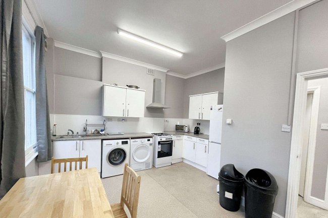 4 Southerton Road, Hammersmith, London, W6 0PH 9