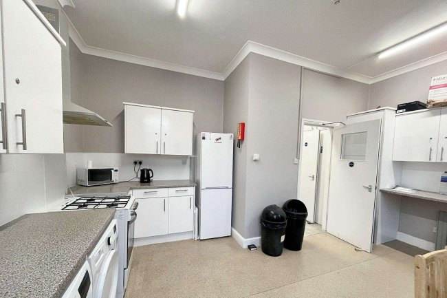 4 Southerton Road, Hammersmith, London, W6 0PH 9