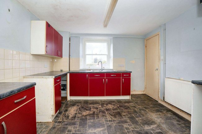 20 Vallis Way, Frome, Somerset BA11 3BH 7