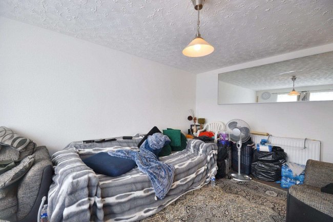 31 Grange Court, Birse Crescent, Neasden, London NW10 1SH 2