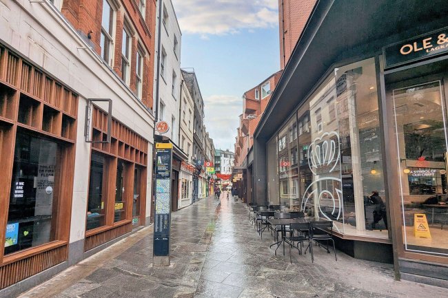 Flat 62, 32 Vale Royal House, 36 Newport Court, Leicester Square, London WC2H 7PY 4