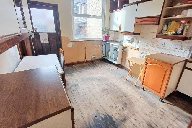 5 Elm Grove, Sale, M33 7JZ 5