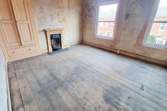 5 Elm Grove, Sale, M33 7JZ 5