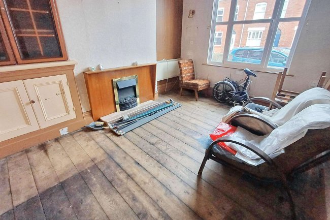 5 Elm Grove, Sale, M33 7JZ 5