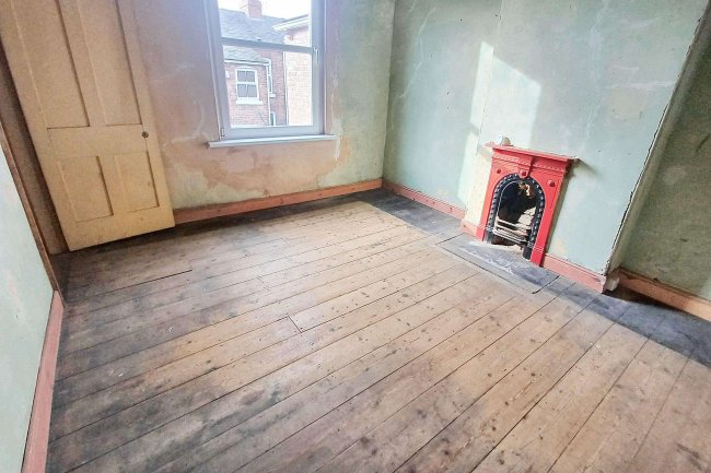 5 Elm Grove, Sale, M33 7JZ 5