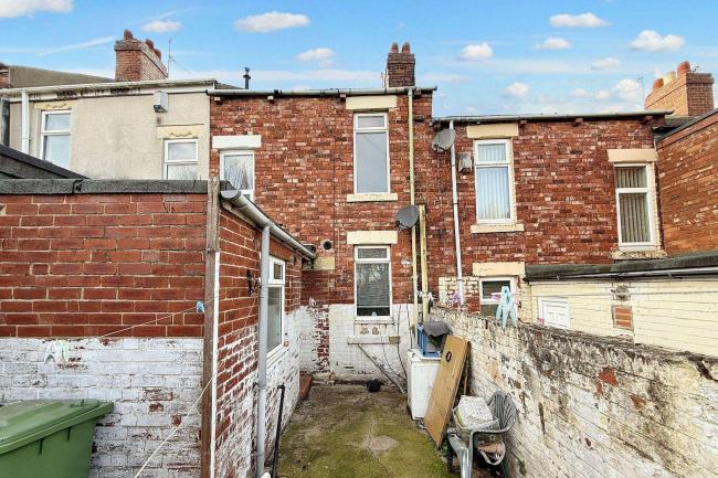 36 Helmsdale Avenue, Gateshead, NE10 0JD 7