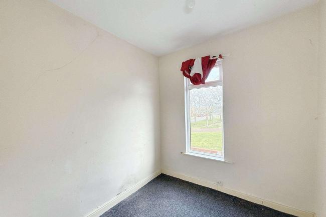 36 Helmsdale Avenue, Gateshead, NE10 0JD 7