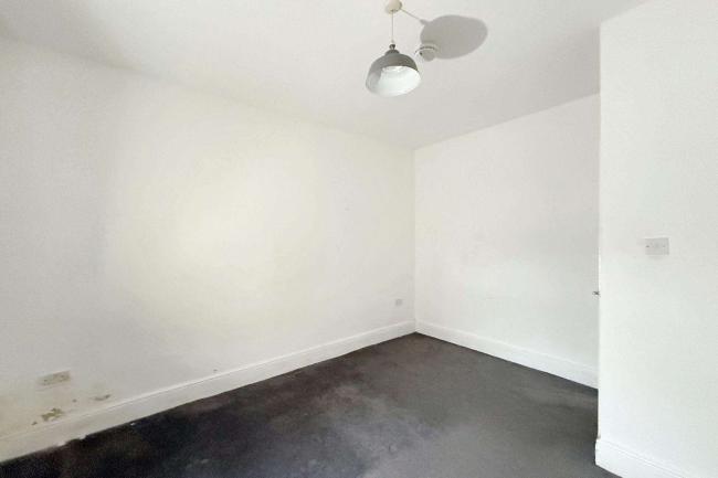 Flat 1, 44 Roker Avenue, Sunderland, SR6 0HX 3