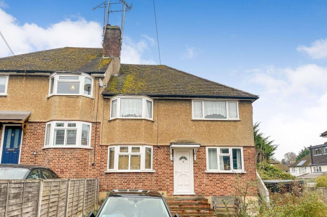 12 Kenton Gardens, St Albans AL1 1JS 10