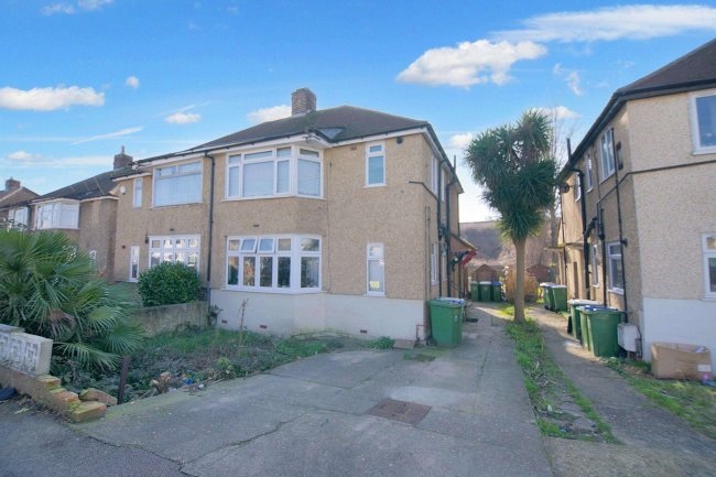 198A Eversley Avenue, Bexleyheath, DA7 6SW 5