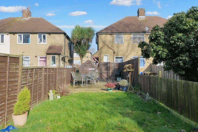 198A Eversley Avenue, Bexleyheath, DA7 6SW 5