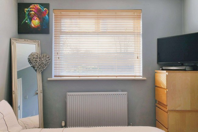 198A Eversley Avenue, Bexleyheath, DA7 6SW 5